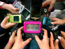 The way of teenager communication and its disadvantages